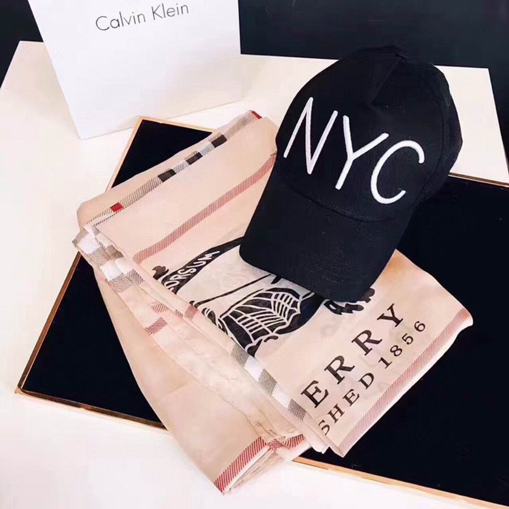 B**rry scarf